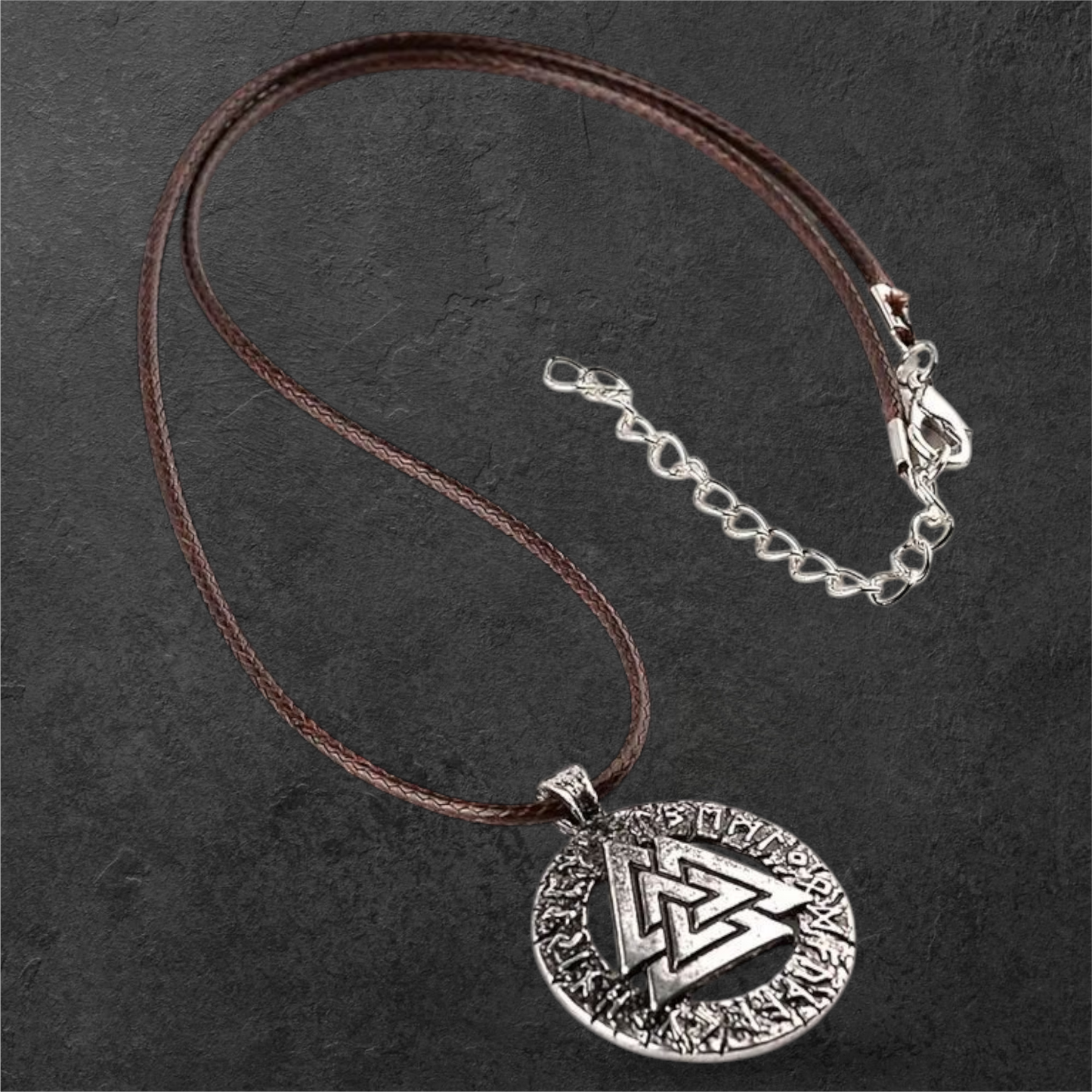 Collar Valknut Triangle – Freedom Vibes 4 Men