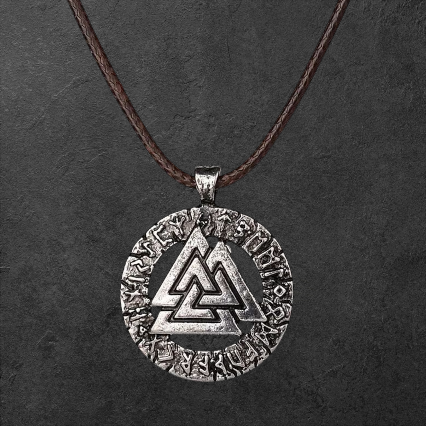 Collar Valknut Triangle – Freedom Vibes 4 Men